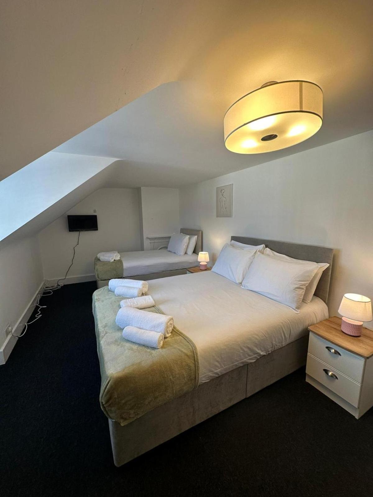 Cambridge Central Rooms - Tas Accommodations Dış mekan fotoğraf