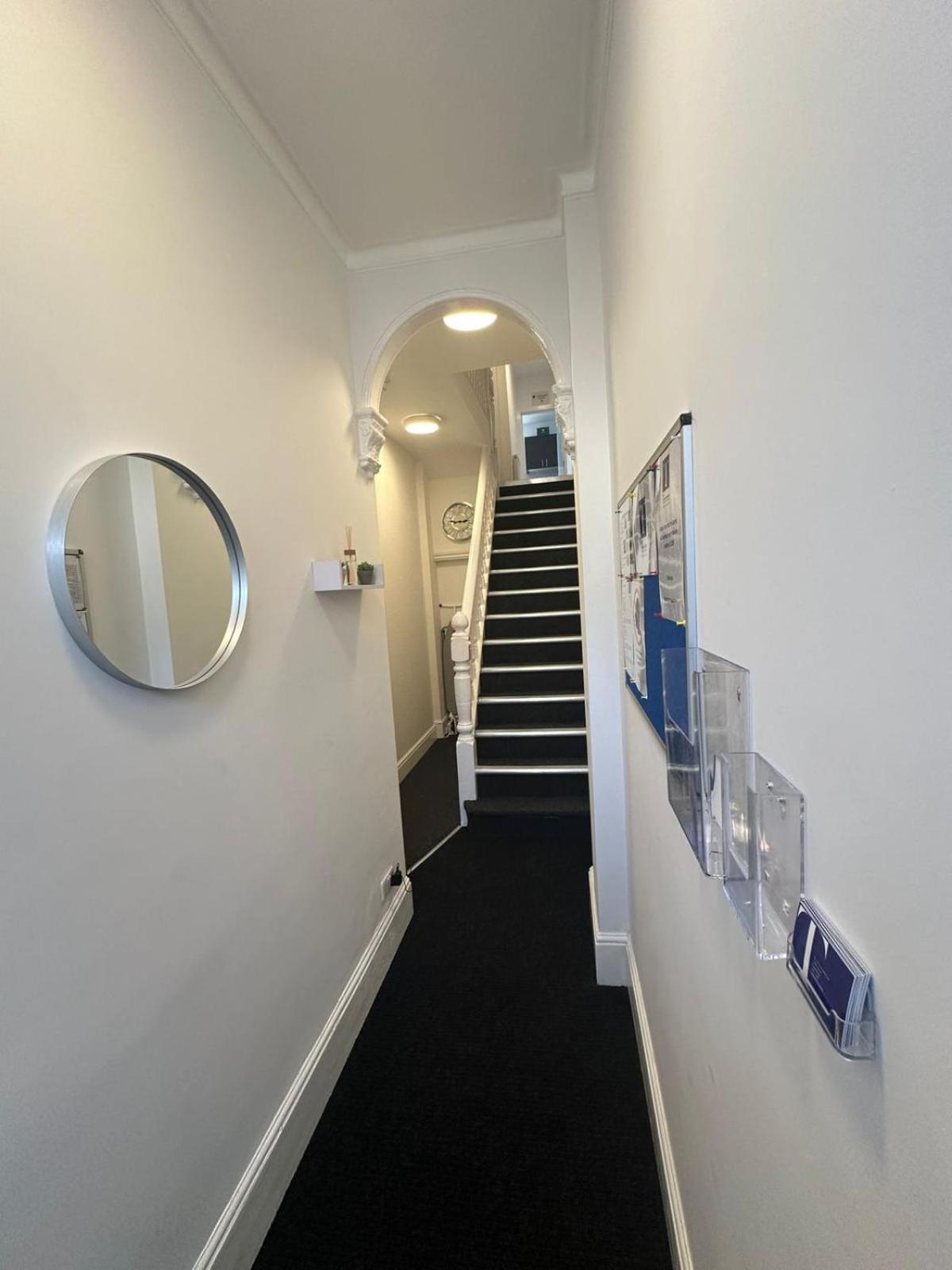 Cambridge Central Rooms - Tas Accommodations Dış mekan fotoğraf