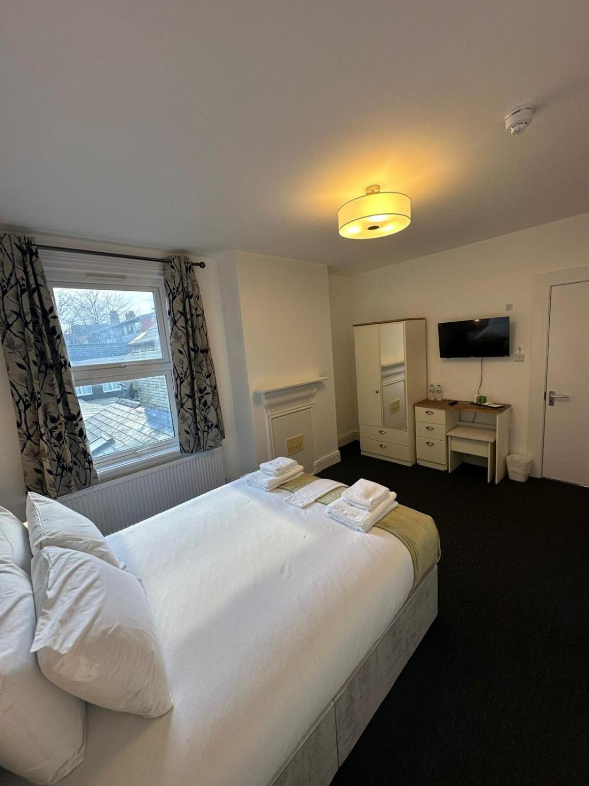 Cambridge Central Rooms - Tas Accommodations Dış mekan fotoğraf